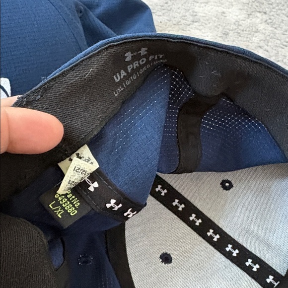 Under Armour Golf cap bundle - Picture 7 of 10